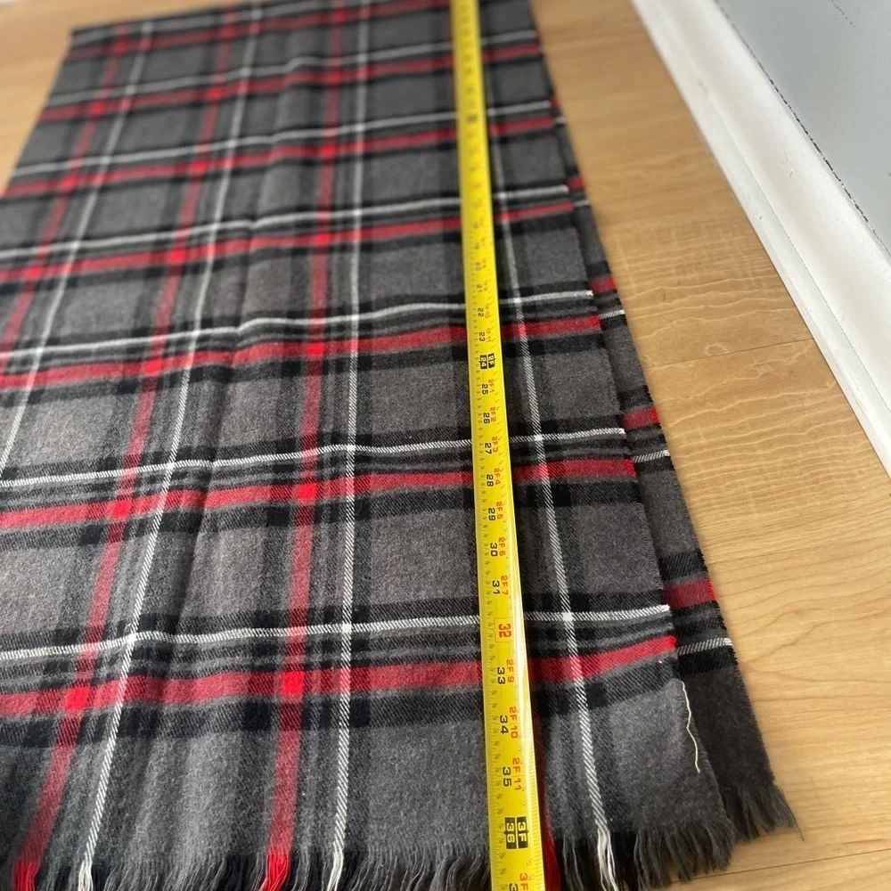 Gap Plaid Scarf with Fringe Soft Cozy